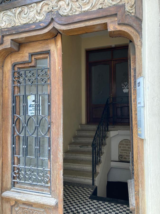 Готель Garsoniera Langa Plaja Констанца Екстер'єр фото